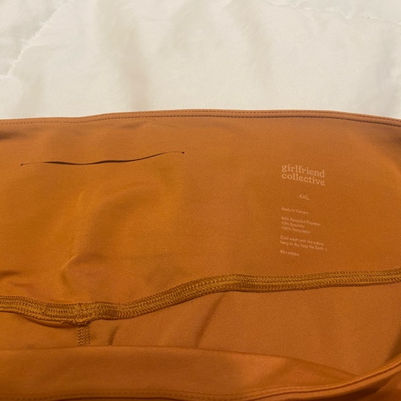 Girlfriend Collective NWT bike shorts in spice burnt orange Float fabric 4xl - Picture 3 of 3